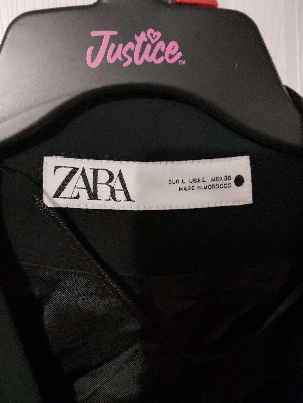 Zara Black Sleeveless Tailored Vest - Picture 3 of 3